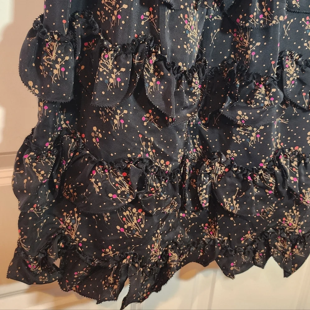 Juicy Couture Black Floral 100% Silk Tiered Ruffle Short Sleeve Dress Sz 6